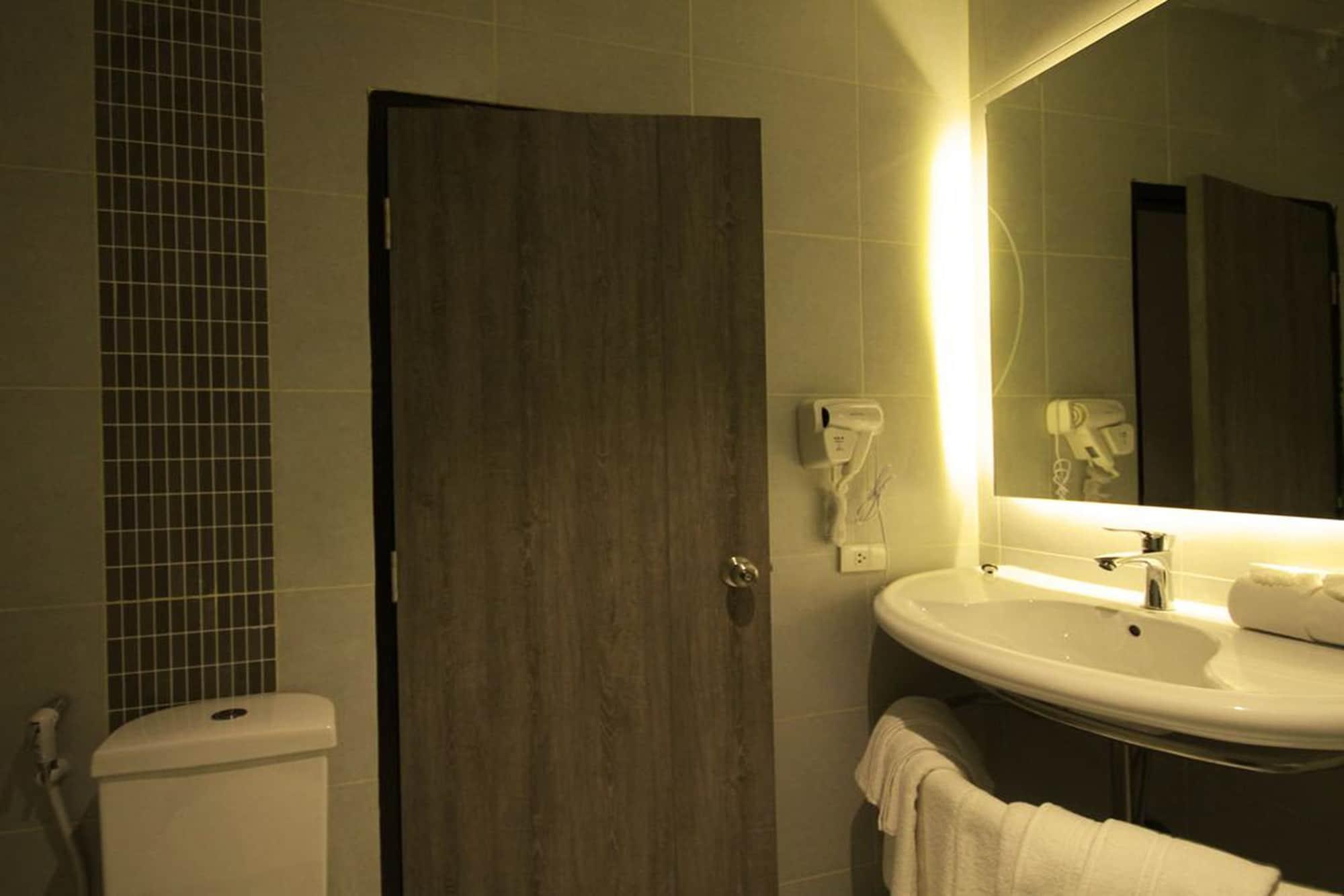 Rooms Republic Hotel Ao Nang Beach Ngoại thất bức ảnh